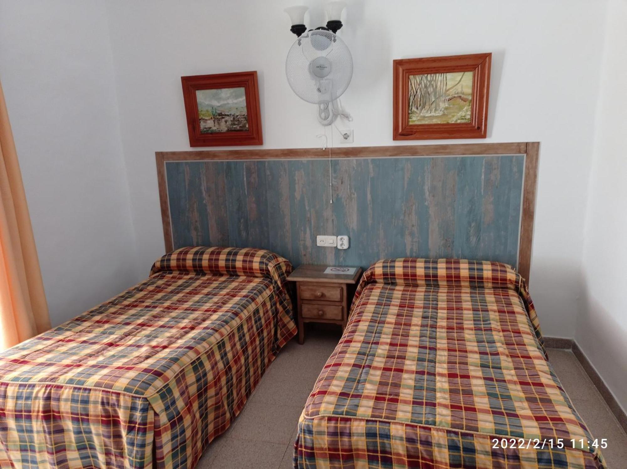 Hostal Manolo إل بويرتو دي سانتا ماريا الغرفة الصورة