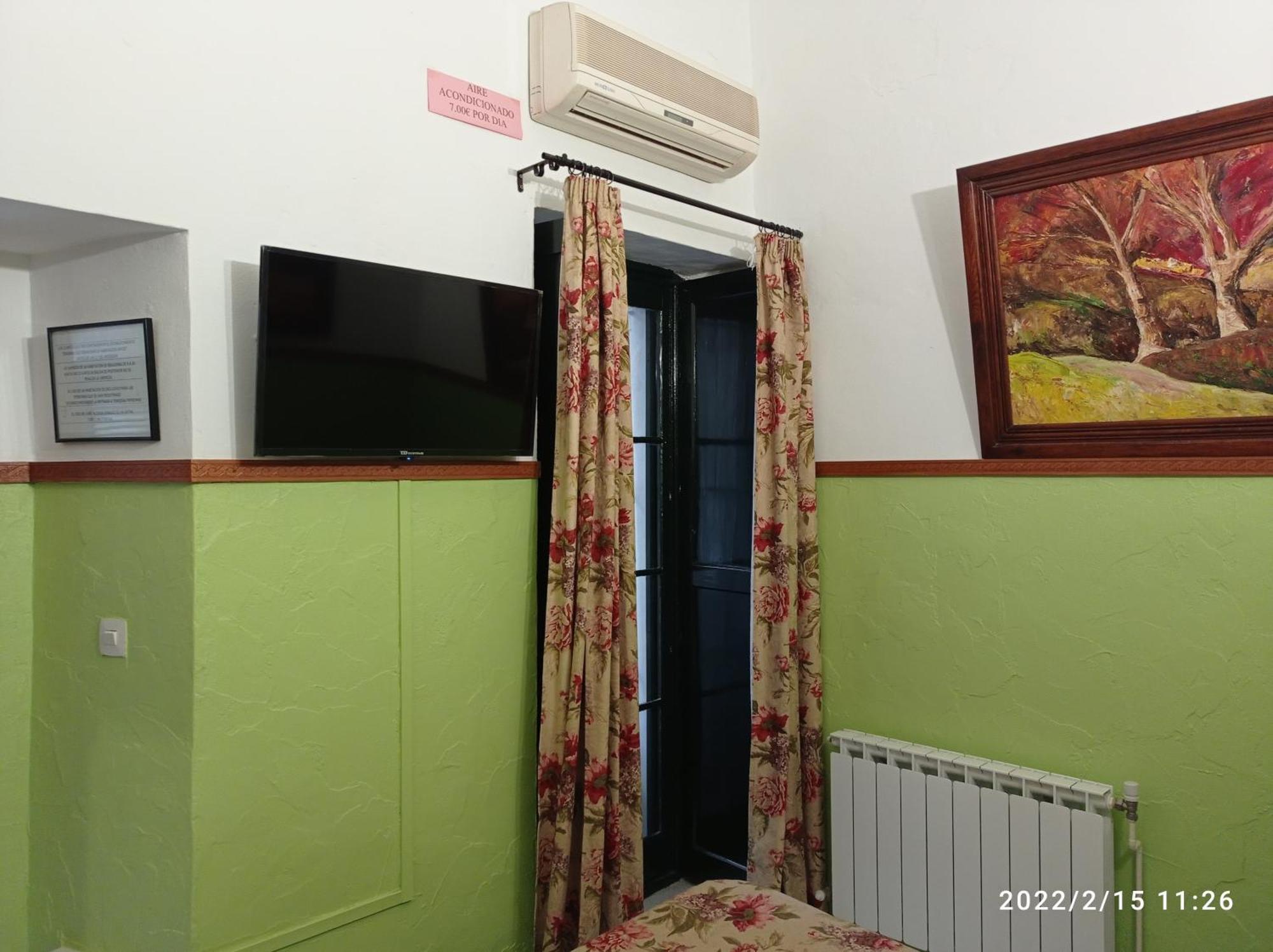 Hostal Manolo إل بويرتو دي سانتا ماريا الغرفة الصورة