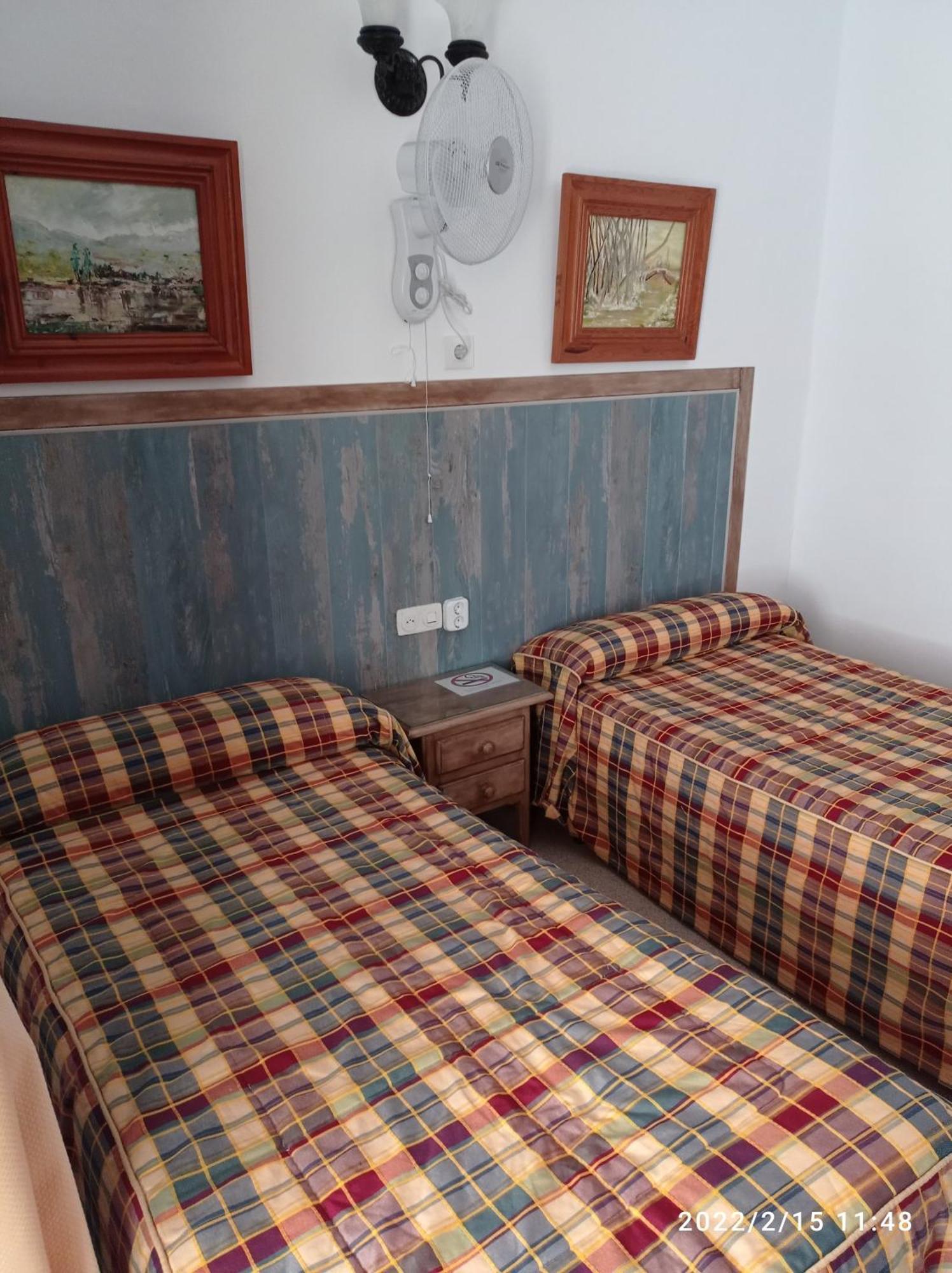 Hostal Manolo إل بويرتو دي سانتا ماريا الغرفة الصورة