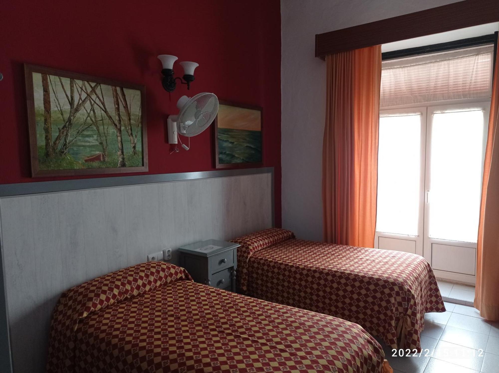 Hostal Manolo إل بويرتو دي سانتا ماريا الغرفة الصورة