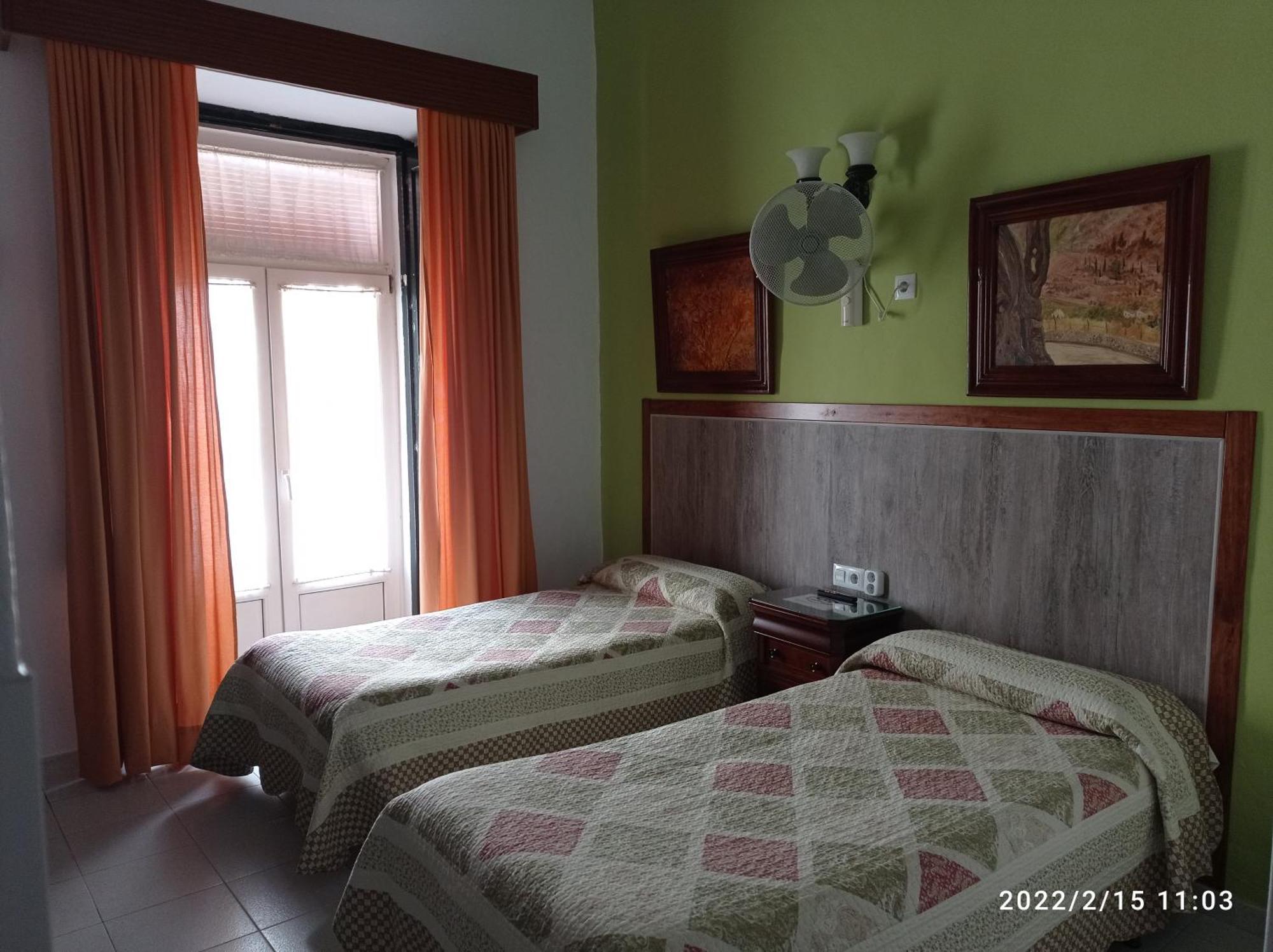 Hostal Manolo إل بويرتو دي سانتا ماريا الغرفة الصورة